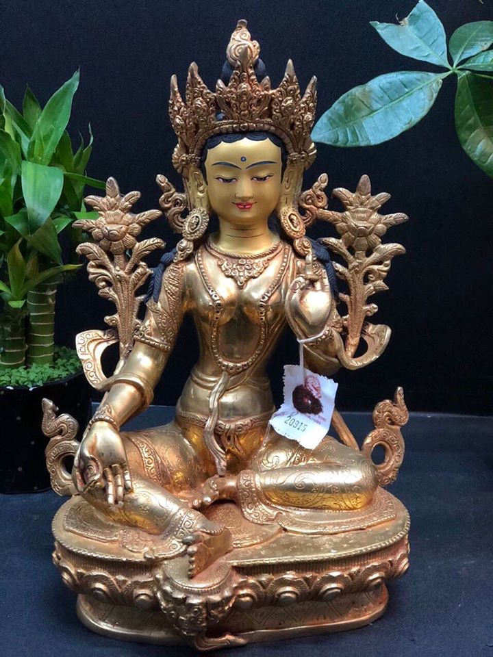 ton-tuong-tara-phu-vang-24k